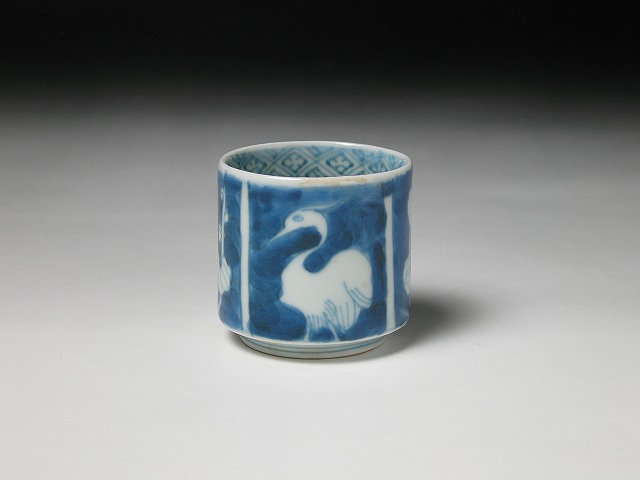 古美術 三樹 - 古伊万里 鷺文覗き猪口 | 古美術品専門サイト fufufufu.com