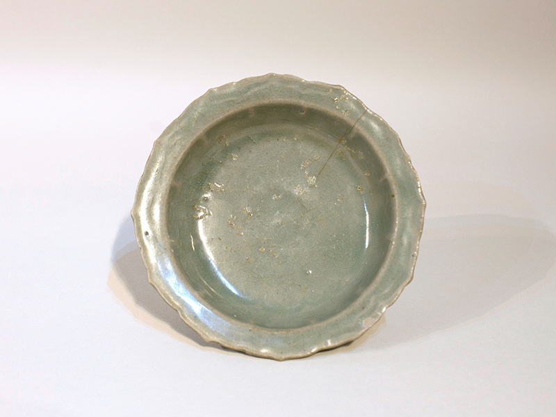 高麗青磁の中皿 骨董 古道具 楽天市場】骨董○高麗青磁陰刻文皿