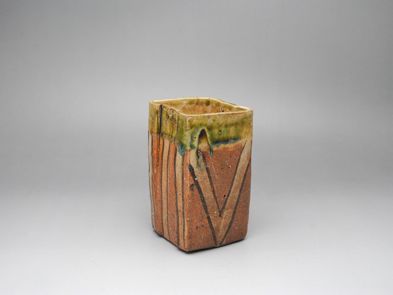 中上 ///NAKAGAMI - 鳴海織部 筒向付 | 古美術品専門サイト fufufufu.com