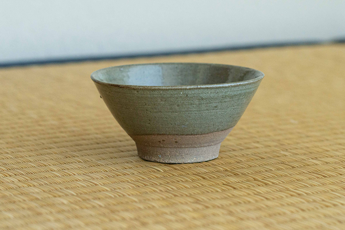 湧田焼.灰釉椀 湧田焼.灰釉椀 琉球 湧田焼 灰釉碗 | 骨董と詩学