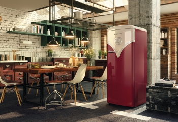 ゴレニアジャパン製 ワーゲンバス冷蔵庫 蔦屋家電、VWデザインのレトロ