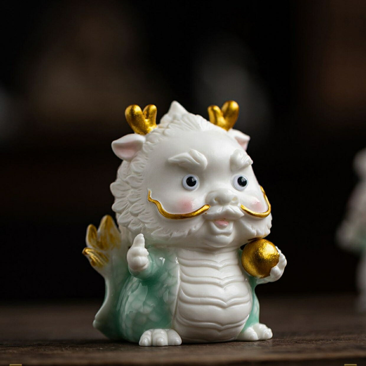 ヘレンド社の置物 Herendヘレンド干支シリーズ 「未」金彩仕上げ 置物
