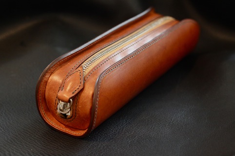 デブ・ペンケース」私も使っている - ル・ボナー