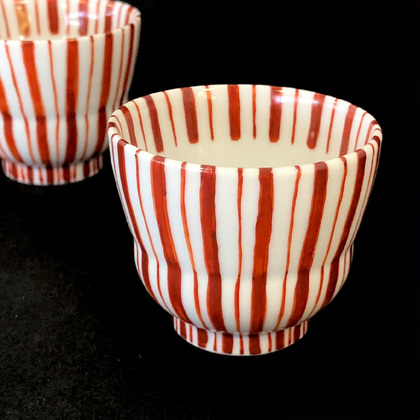 金沢駅前 九谷焼黒龍堂: 鈴木晶子 赤十草片口酒器揃