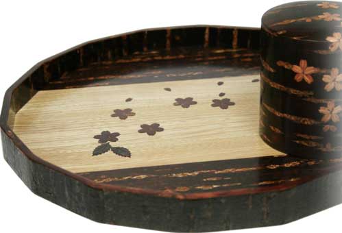 送料無料】秋田角館樺細工（桜皮細工）のお盆。山桜の木の皮を使った