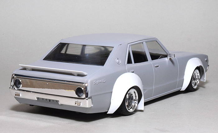 アオシマ1/24ケンメリ4Dr 旧車・街道レーサープラモデル完成品