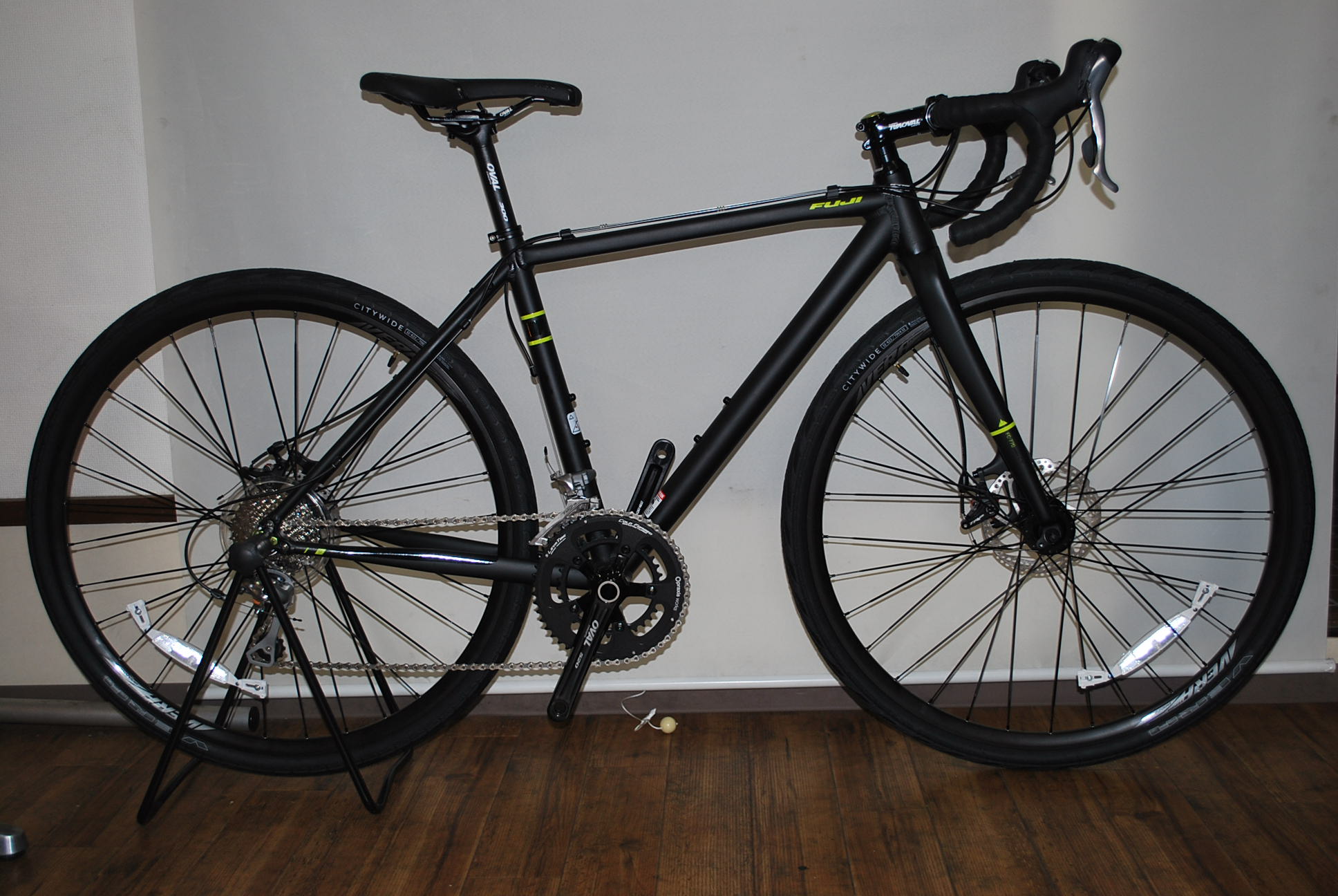 FUJI TREAD 1.1 男の黒 | モリタサイクル