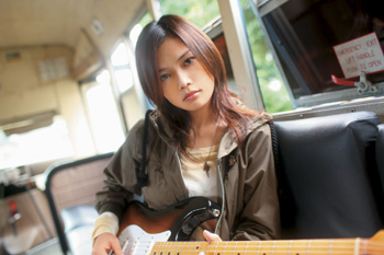 YUI「MY SHORT STORIES」発売記念!対象商品お買い上げで“超レア