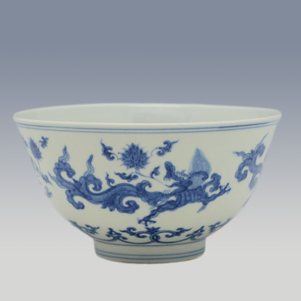 中国美術青花波龍紋碗宣徳年製款旧家蔵出（SH941）