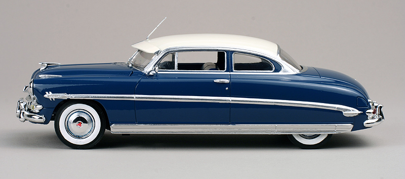 Moebius 1953 Hudson Hornet model kit