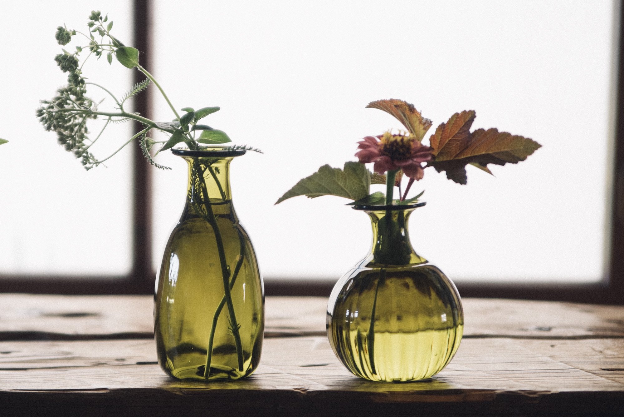 大正ロマン 乳白ガラス青グラデーション 徳利 一輪挿し 和ガラス