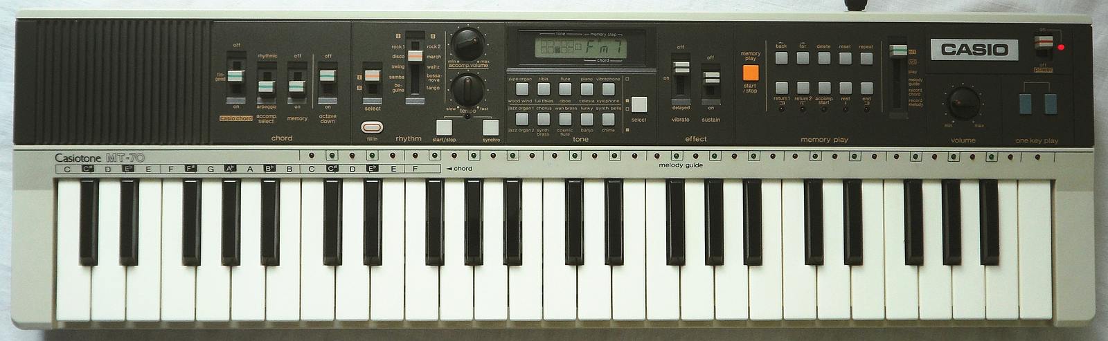 美品 Casiotone MT-70 電子ピアノ キーボード ポータサウンド CASIO MT