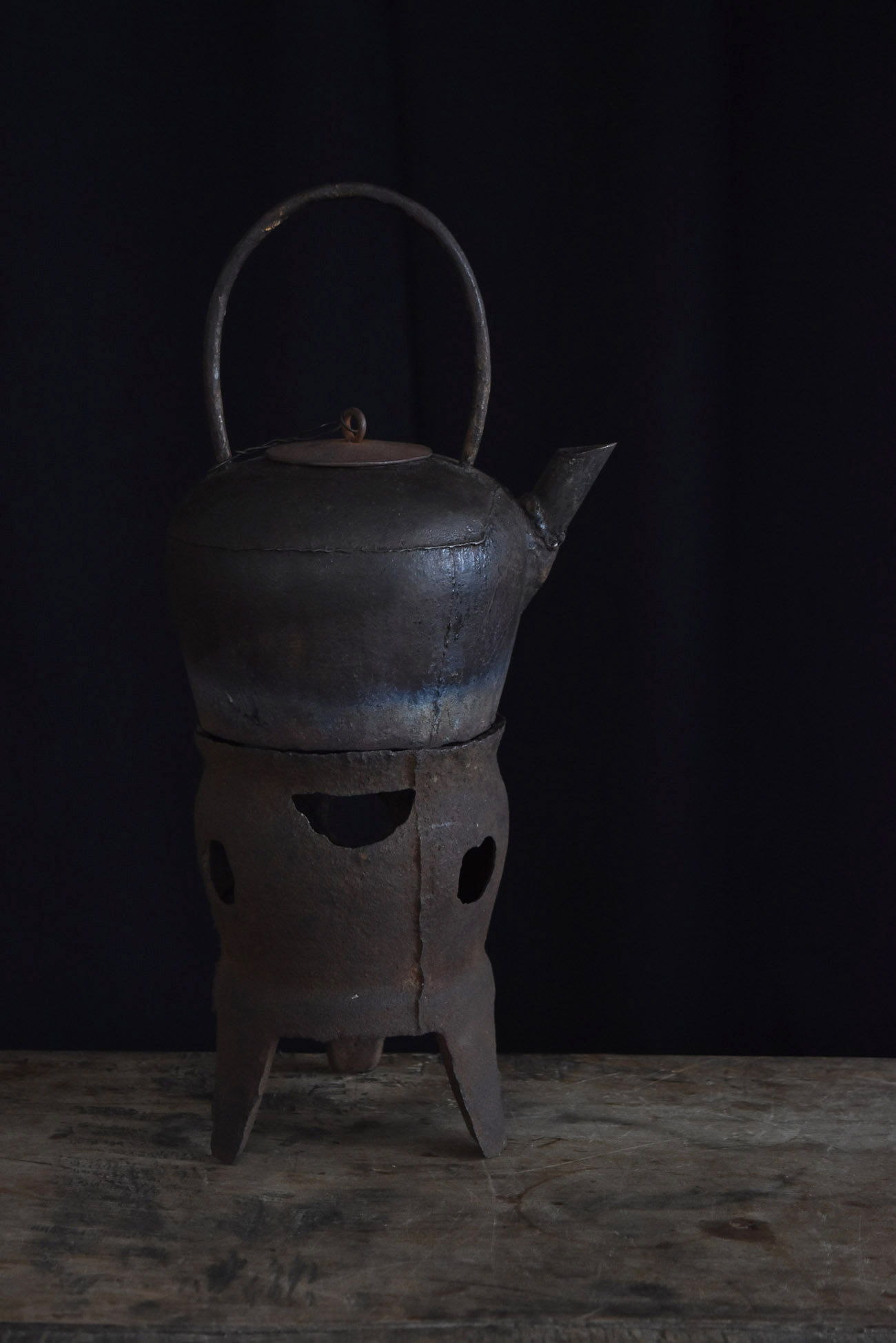 李朝の鉄瓶アンティーク民藝