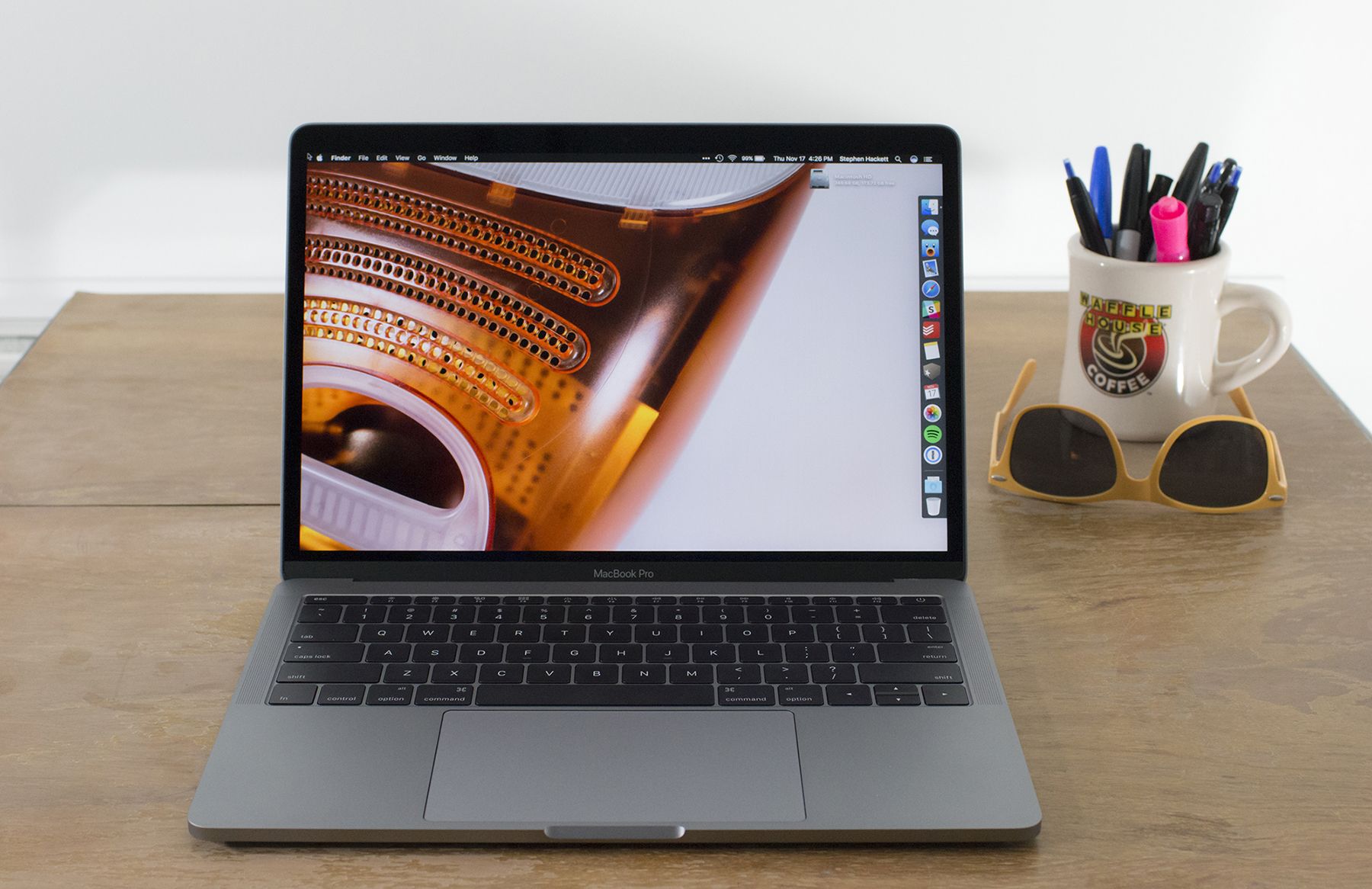 MacBook Pro 13-inch 注文 2016 13