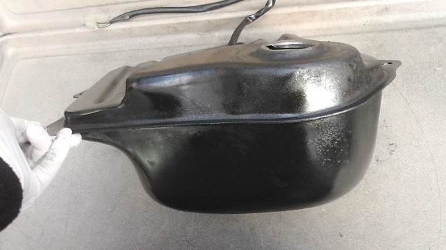 ライブディオZX前期 AF35 の ガソリンタンク