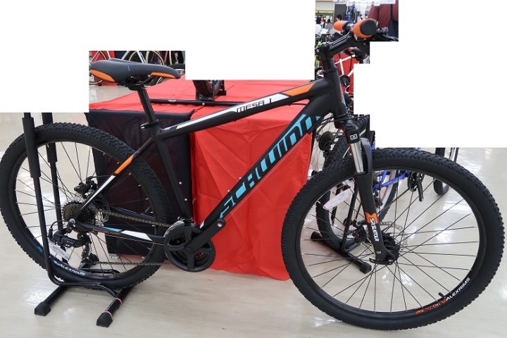 SCHWINNシュウイン オールシマノXTR仕様、MTBバイク 26inch マウンテン