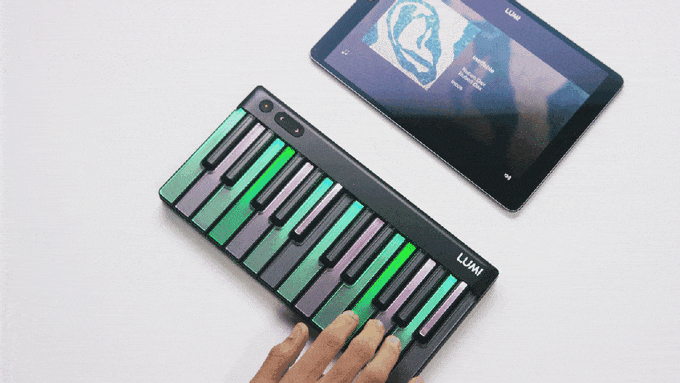 ROLI LUMI : 美しく光るフルキーボードを搭載した MIDI キーボード