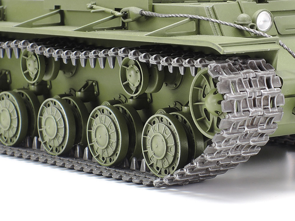 1/35 ソビエト重戦車 KV-1 1941年型 初期生産車: スケールモデル