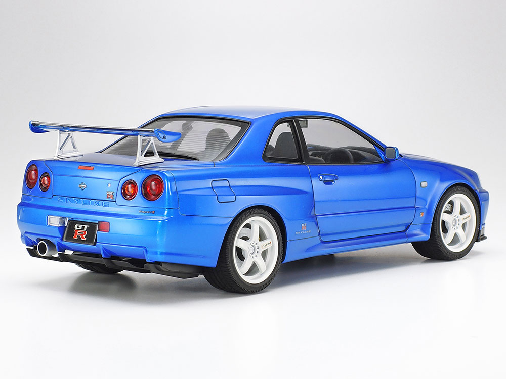 1/24 ニッサン スカイライン GT-R VスペックII （R34）: スケール
