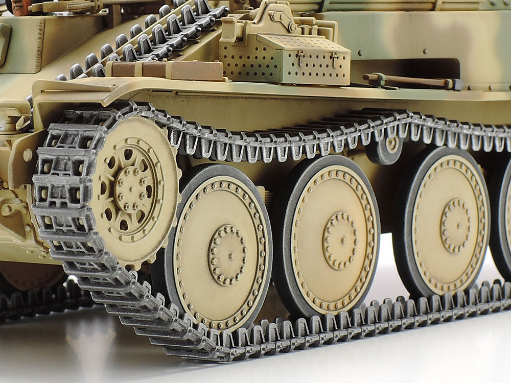 1/35 ドイツ対戦車自走砲 マーダーIIIM (ノルマンディ戦線): スケール