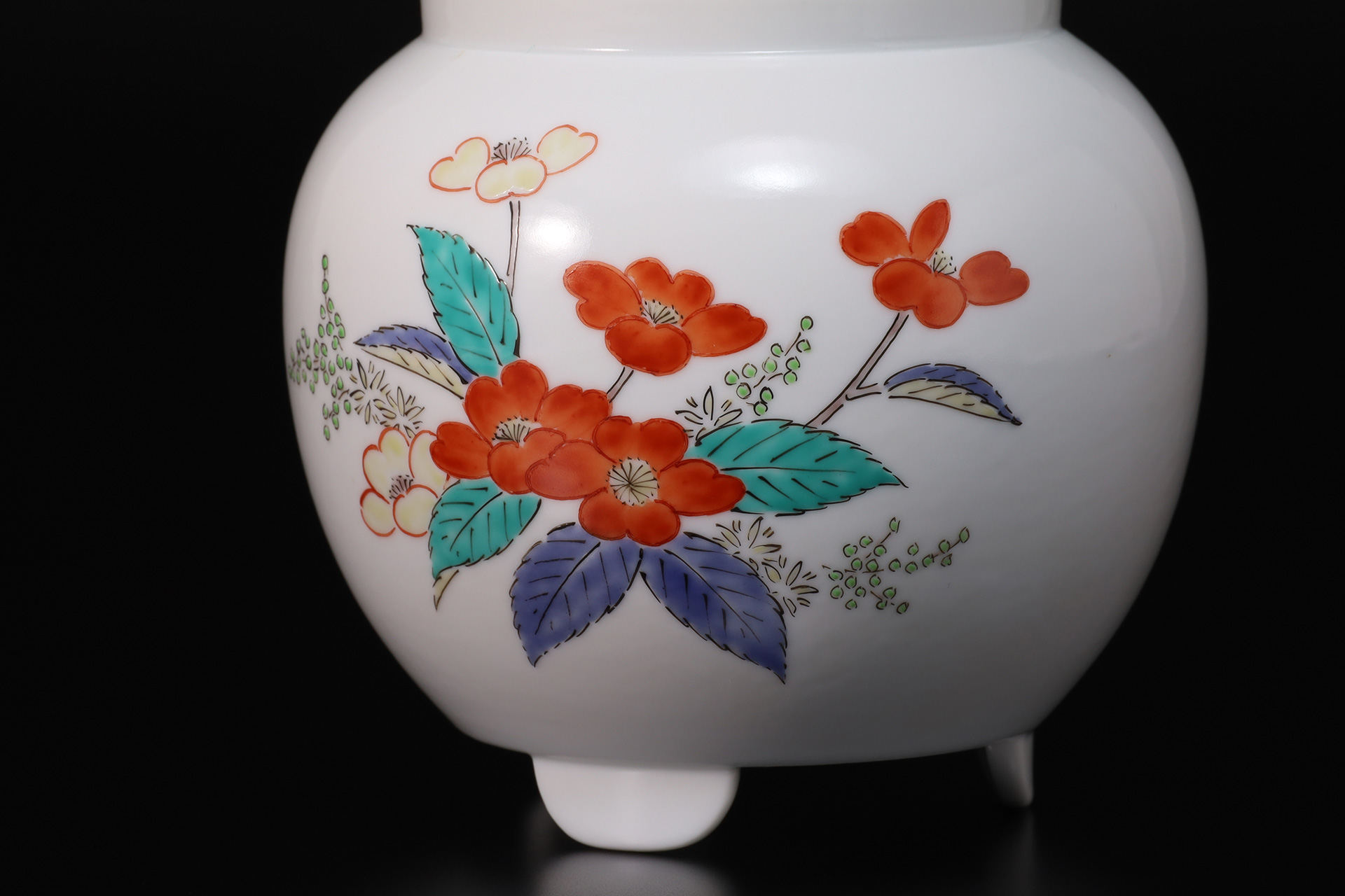 濁手藪手毬文香炉（14代 酒井田柿右衛門） - 天平堂（TENPYODO）