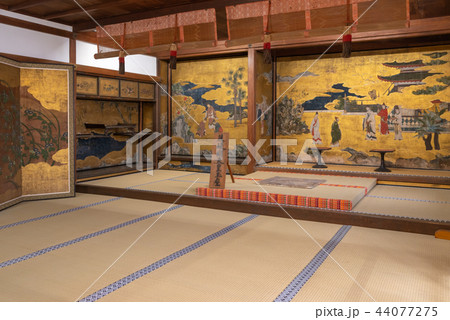 住吉神社の神様 神功皇后さまの肖像画（油彩F4号333✖️242㎜）額装