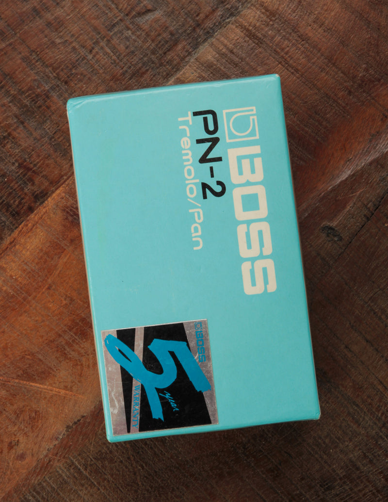 BOSS PN-2 Tremolo/Pan 箱取説ステッカー付 BOSS PN-2 Tremolo/Pan 箱