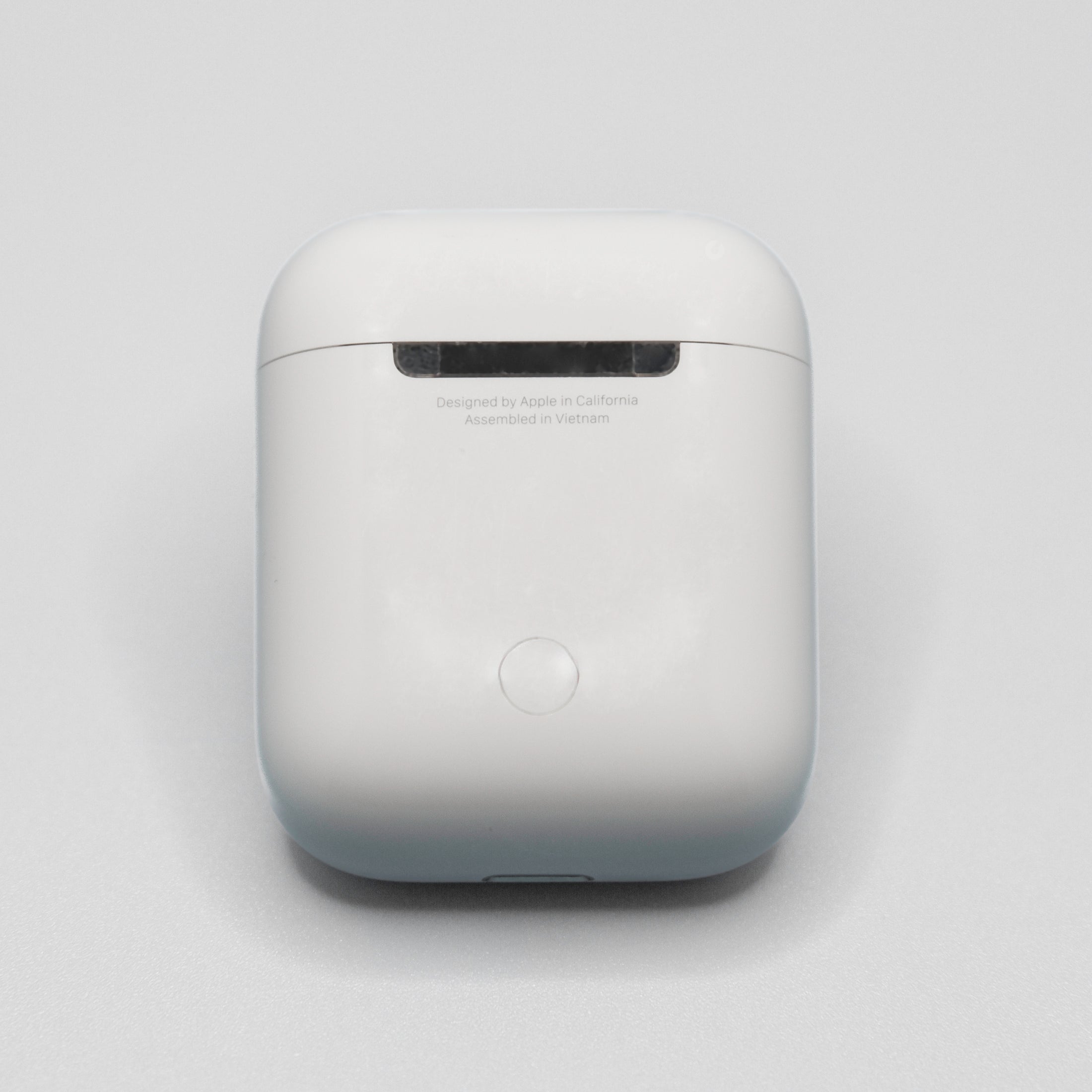 Apple AirPods 1st Generation – TheRightOne