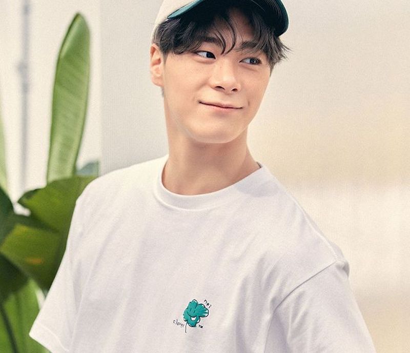 ムンビン NEIKIDNIS DOODLE CLOVER キャップ&トレカ