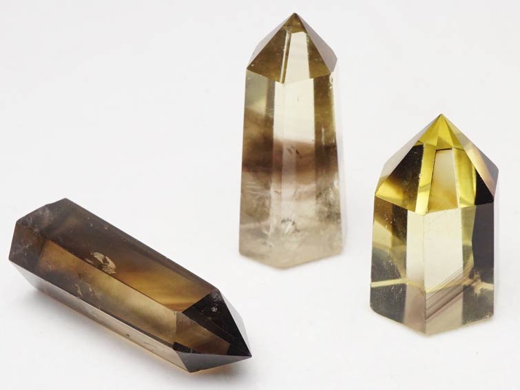 シトリン大玉 天然シトリン 勾玉 】 黄水晶 Citrine 11月 太陽 金運 繁栄