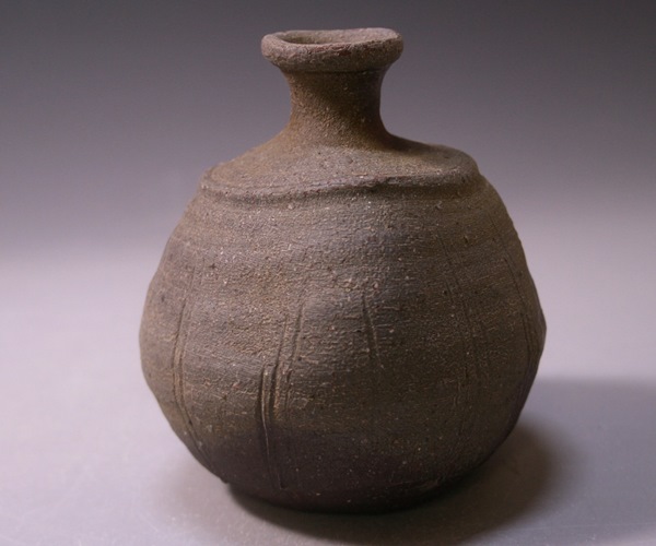 金重晃介】備前扁壺徳利 金重晃介 作 「備前扁壺徳利」 ～備前焼専門卸