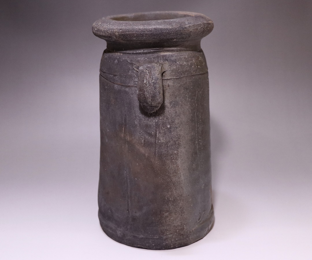 備前焼、偏壺花入、伊勢崎 満 備前焼、偏壺花入、伊勢崎 満 備前焼、偏