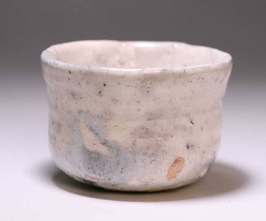 金重有邦 作 「粉吹酒呑」 ～備前焼専門卸小売店 川口陶楽苑～