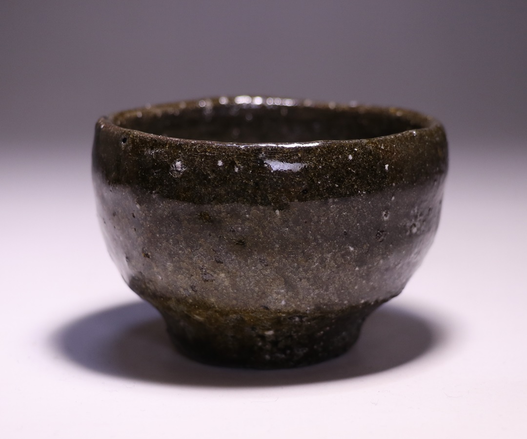 金重有邦 作 「伊部黒ぐい呑」 ～備前焼専門卸小売店 川口陶楽苑～