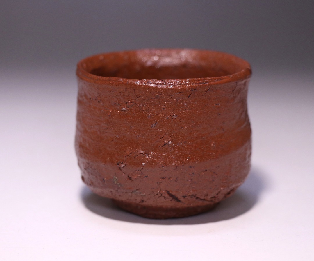 高島聡平 作 「備前緋色酒呑」 ～備前焼専門卸小売店 川口陶楽苑～