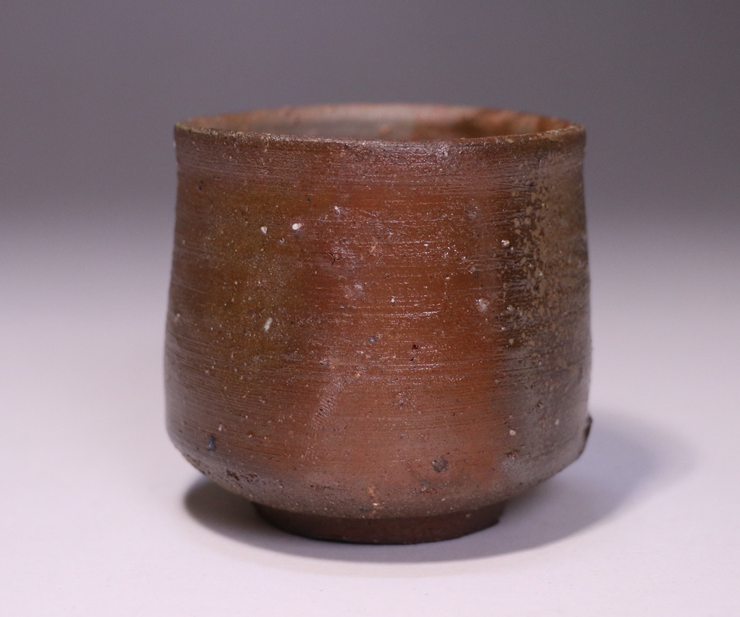 ☆ 山本陶秀 備前盃 手になじむ一品です☆x380 ☆ 山本陶秀 備前盃 手