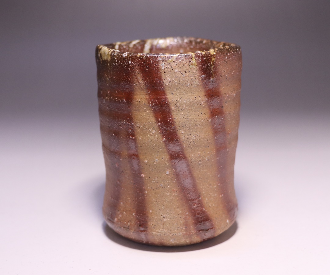 伊勢崎 淳 作 「備前黒酒呑」 ～備前焼専門卸小売店 川口陶楽苑～