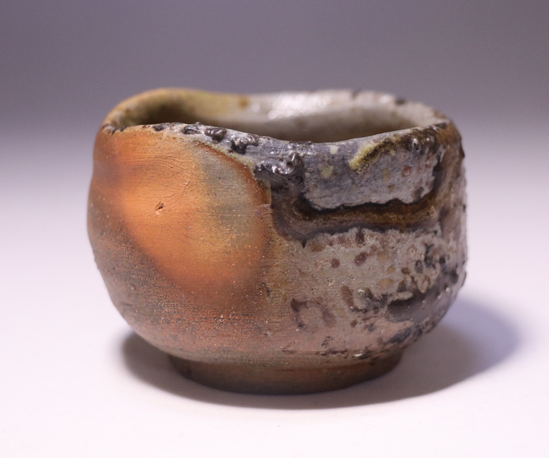 人気作家☆中村和樹【師：中村真・中村六郎】☆備前《窯変》ぐい呑み