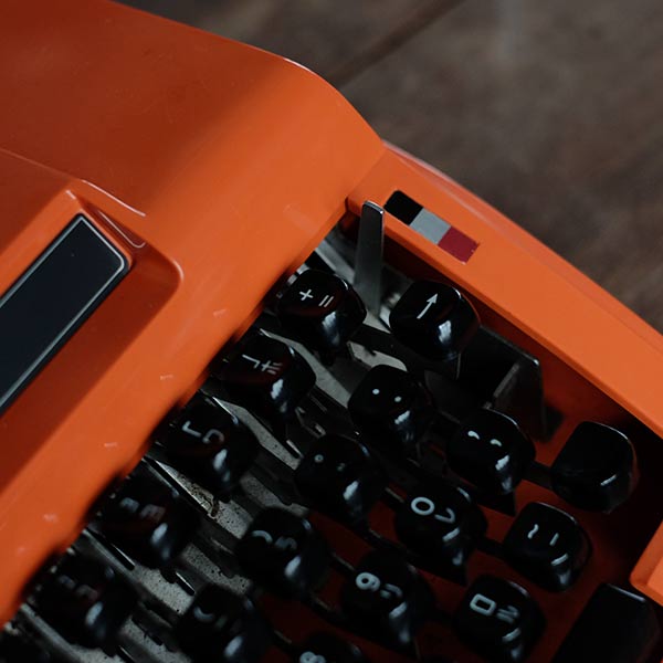 BROTHER Young Elite タイプライター（カタカナ）インクリボン交換済み