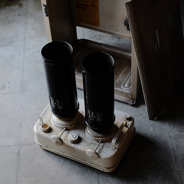 VALOR（バーラー）NO.15 2筒式ストーブ（1970年代） – zakka store towi