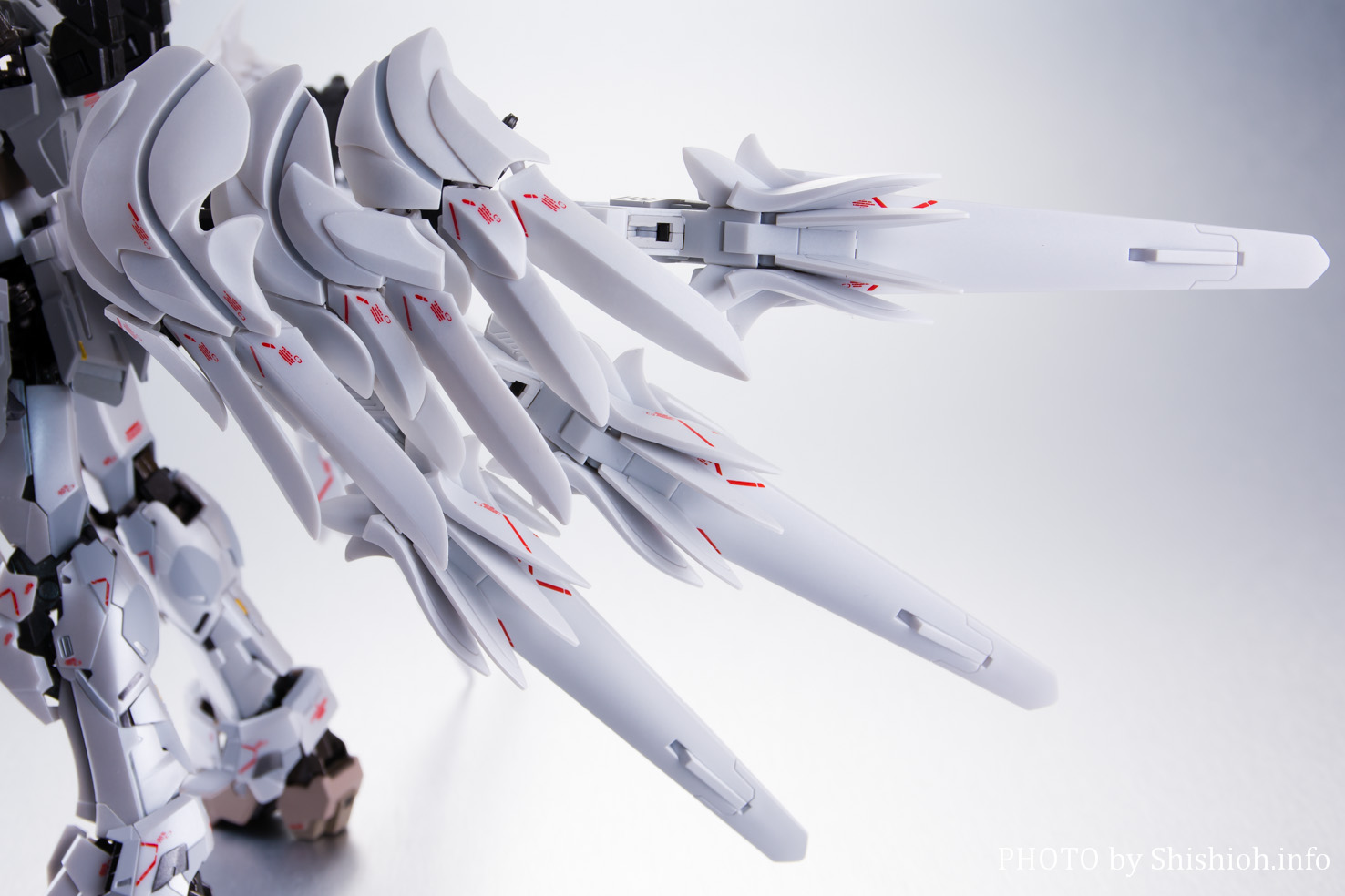 GFFMC ウイングガンダムスノーホワイトプレリュード（再販版） 輸送箱