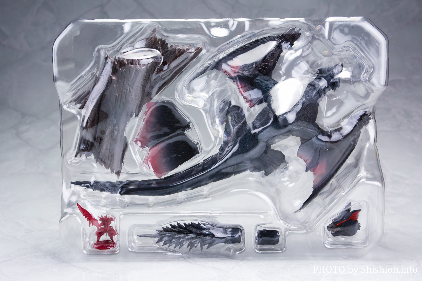 ウ*ホ様 S.H.モンスターアーツ ナルガクルガ 初回特典付き S.H.