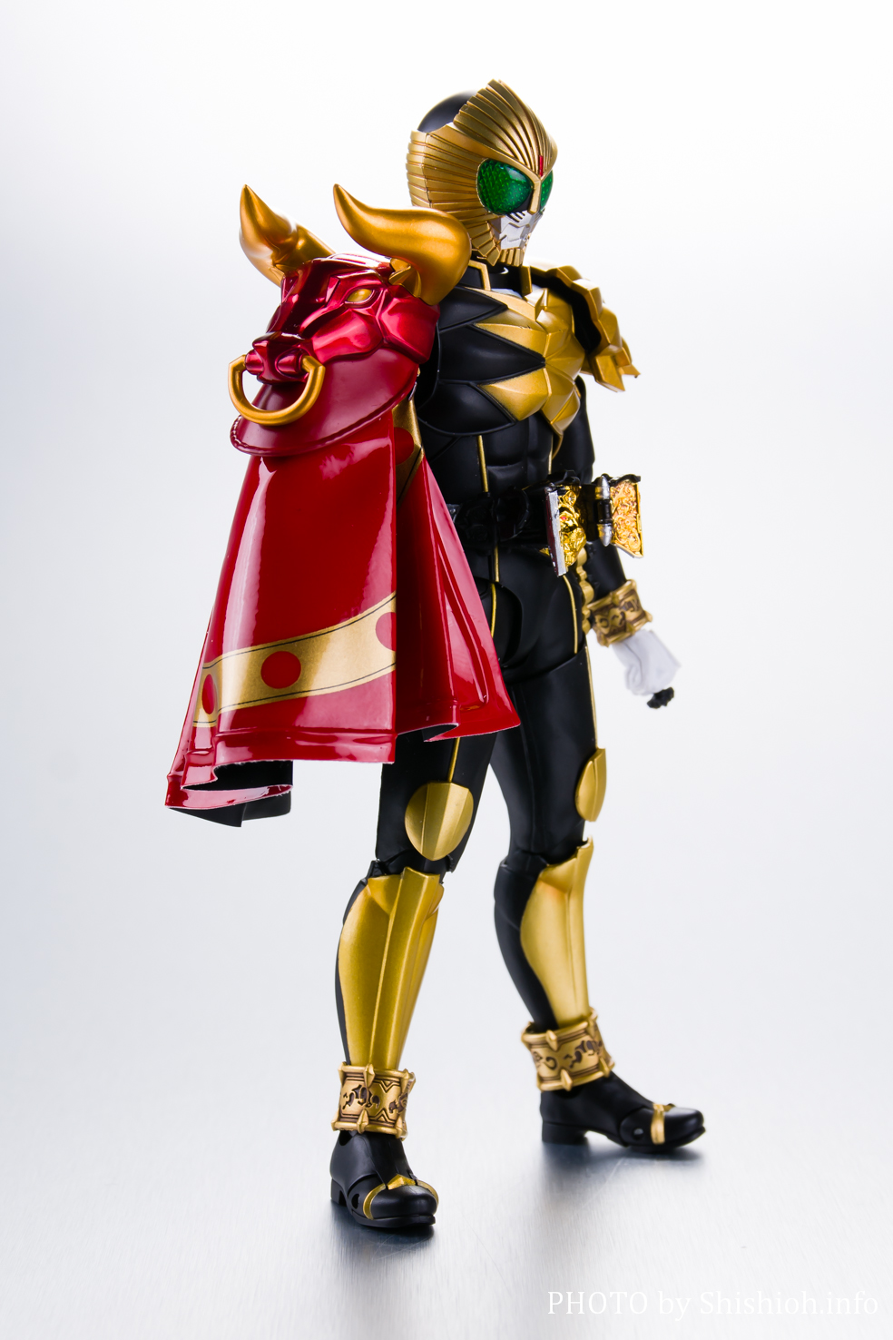 真骨彫仮面ライダービースト マントセット レビュー】 S.H.Figuarts