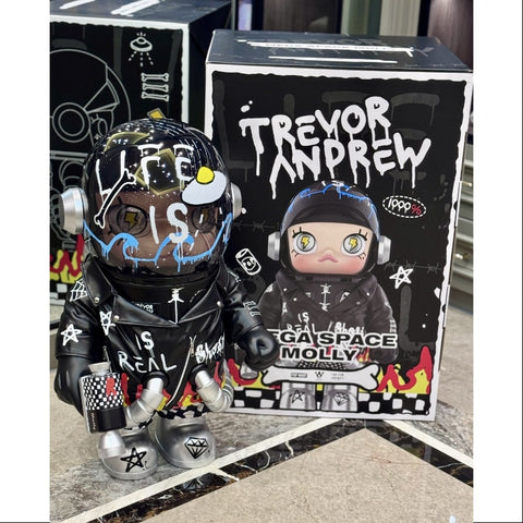 MEGA SPACE MOLLY 1000% Trevor Andrew 2.0 2025 Limited Edition – TOYSEZ
