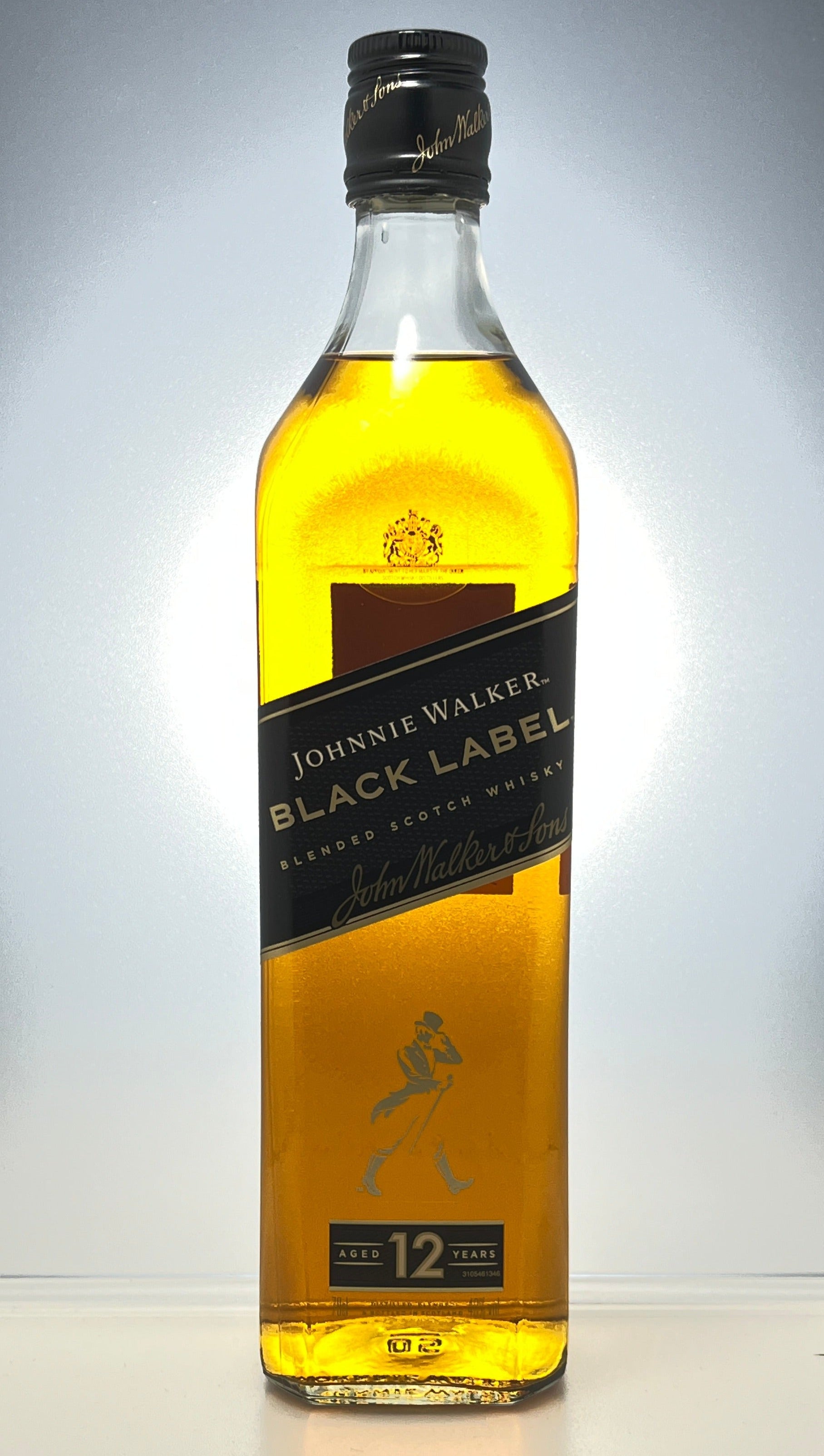 ジョニーウォーカー ブラックラベル12年700ml【スコッチウイスキー