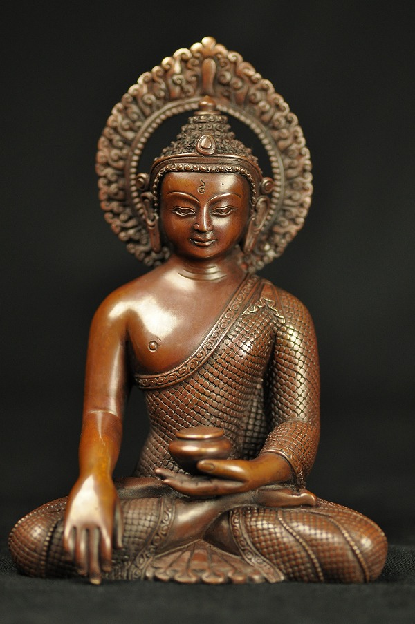 鑄銅仏像 鑄銅仏像 鑄銅仏像 A bronze figure of seated, Guanyin Ming