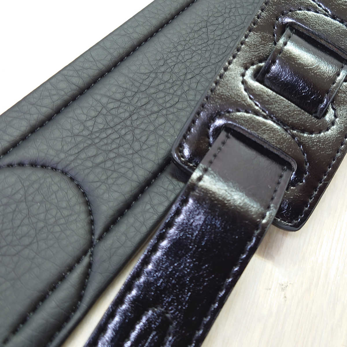 ZEMAITIS 鏃形エンブレム 2003年製 オフィシャル本革ストラップ