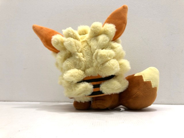 ウィンディポンチョのイーブイ ノーマル ぬいぐるみ ポケモンセンター