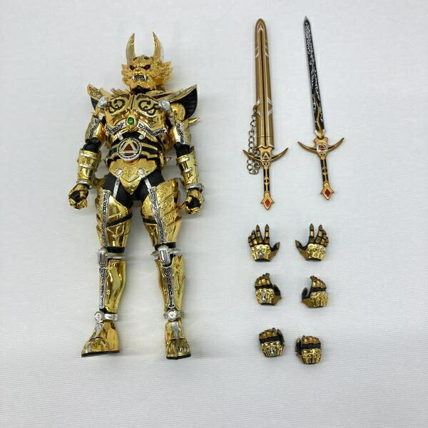 t15 未使用 GARO 黄金騎士 ガロ 流牙 Ver. Amazon.co.jp: S.H.Figuarts
