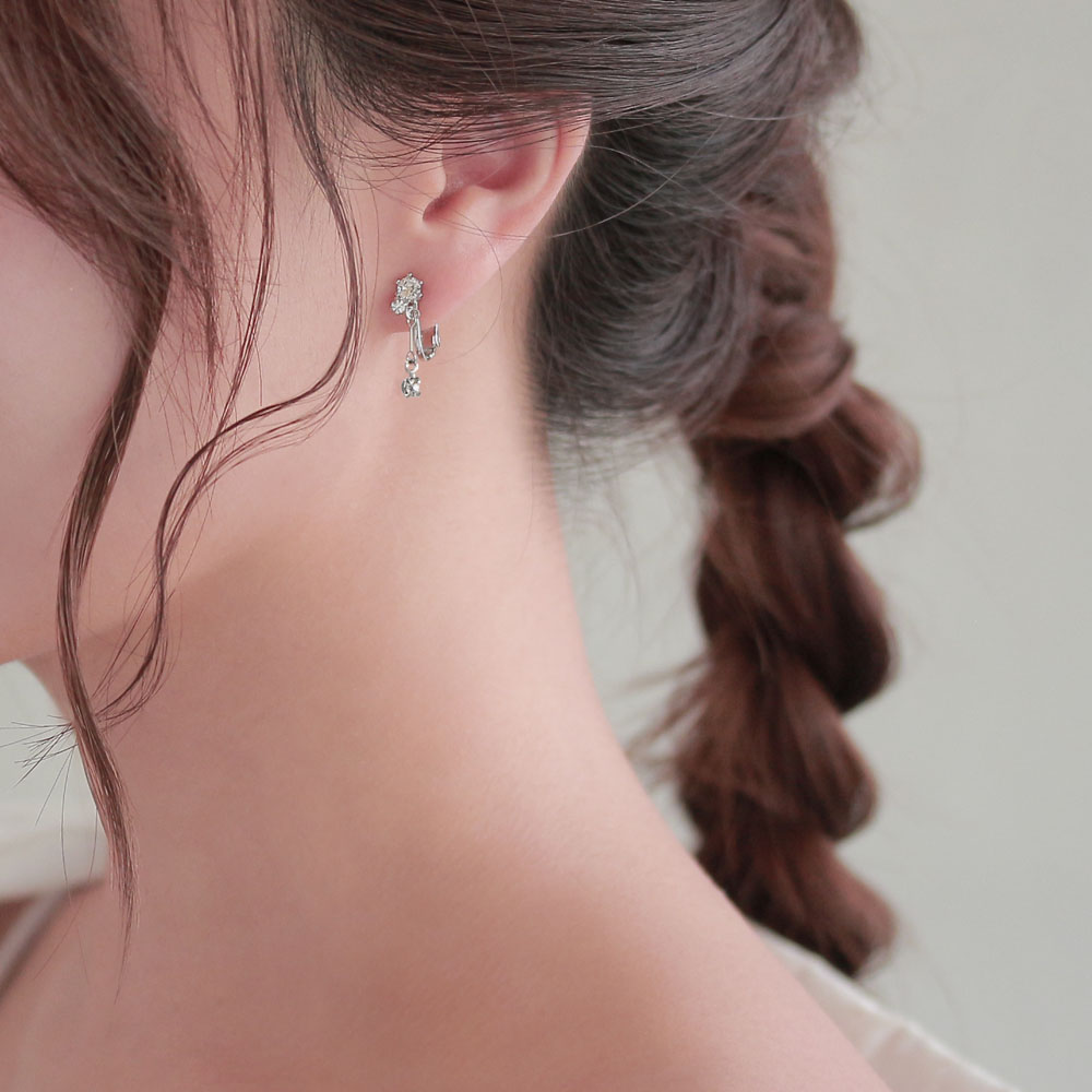 楽天市場】イヤリング ニッケルフリー ラインストーン ワイヤー